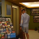 梅尔巴酒店 4*