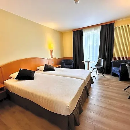 Melba 4*