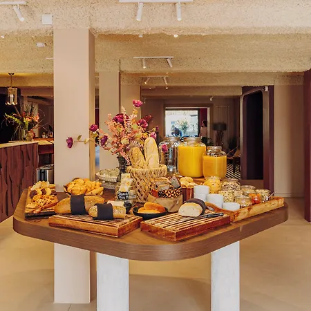 Hotel Melba 4*
